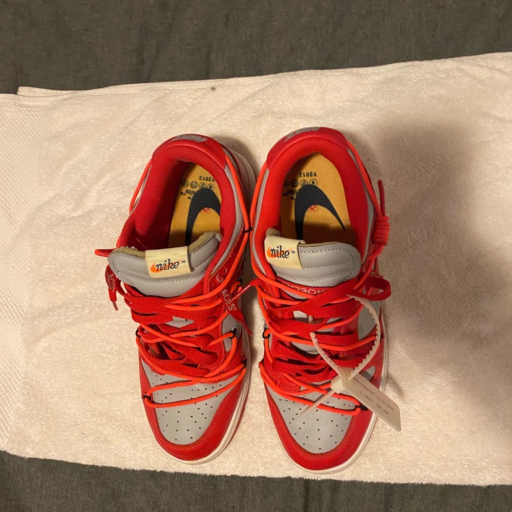 Red Off White Dunks - Picture 2 of 3